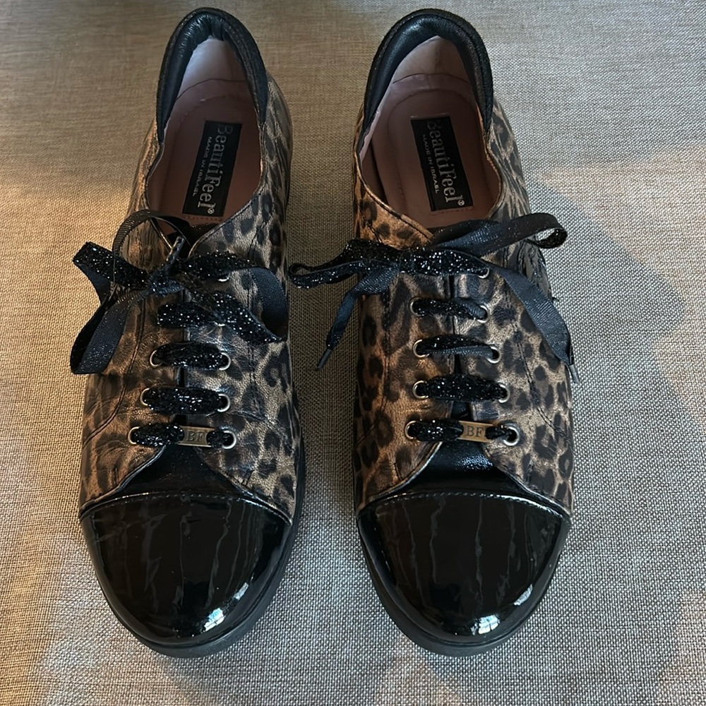 Beautiful Animal Print Leather/ Black Patent Sneakers 39 Excellent Condition